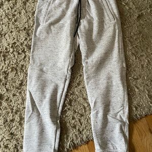 American Eagle Men’s Joggers